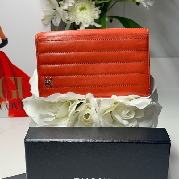 🔥🔥🔥Chanel Vintage Orange Red Leather Wallet + Box + COA - Picture 6 of 14